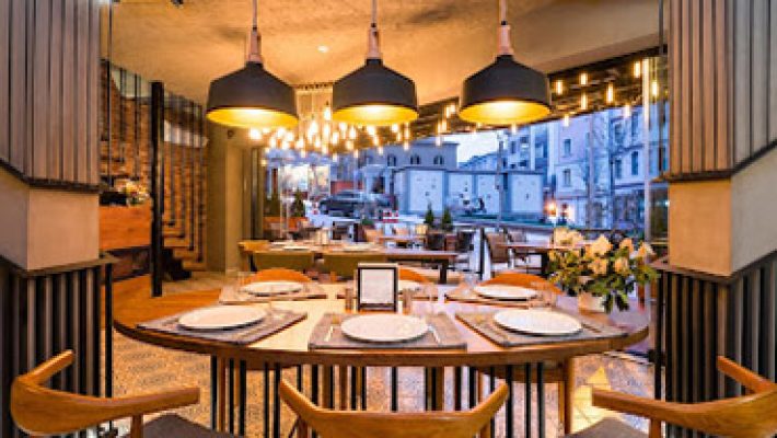 Mivan Restaurant Cafe